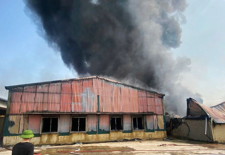 Ch&aacute;y xưởng lao động dạy nghề tại Trại giam Quảng Ninh g&acirc;y thiệt hại 750 triệu đồng - Ảnh 1.