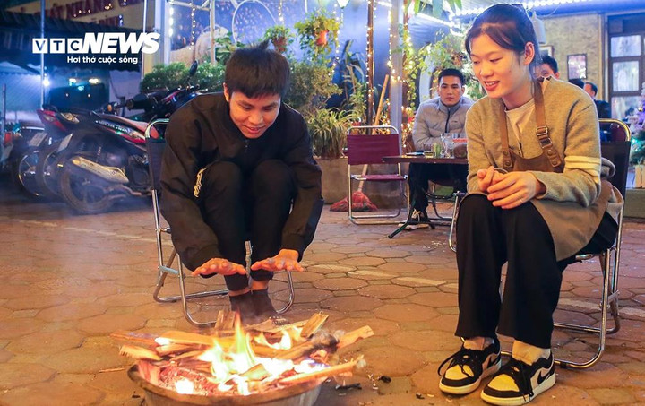 Dự b&aacute;o thời tiết 10 ng&agrave;y: Miền Bắc đ&oacute;n kh&ocirc;ng kh&iacute; lạnh mới , trời r&eacute;t trở lại - Ảnh 1.