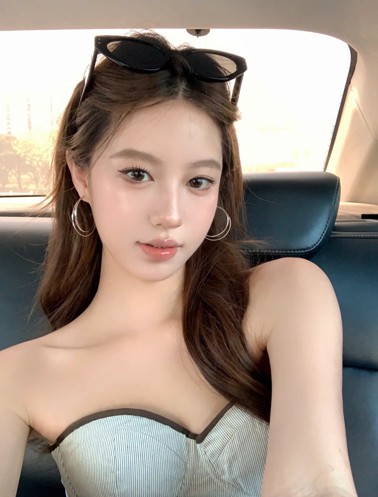 Kem l&oacute;t gi&aacute; chưa tới 200k đang h&uacute;t tới 70 triệu lượt quan t&acirc;m v&igrave; l&ecirc;n da qu&aacute; ảo - Ảnh 13.