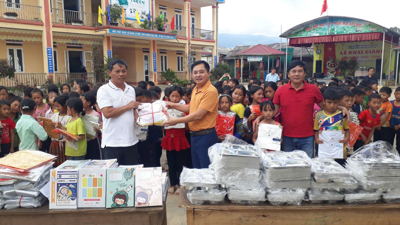 Ch&agrave;o năm mới 2026: Tạp ch&iacute; Thanh ni&ecirc;n c&ugrave;ng tuổi trẻ Việt Nam tự h&agrave;o, vững tin theo Đảng - Ảnh 22.