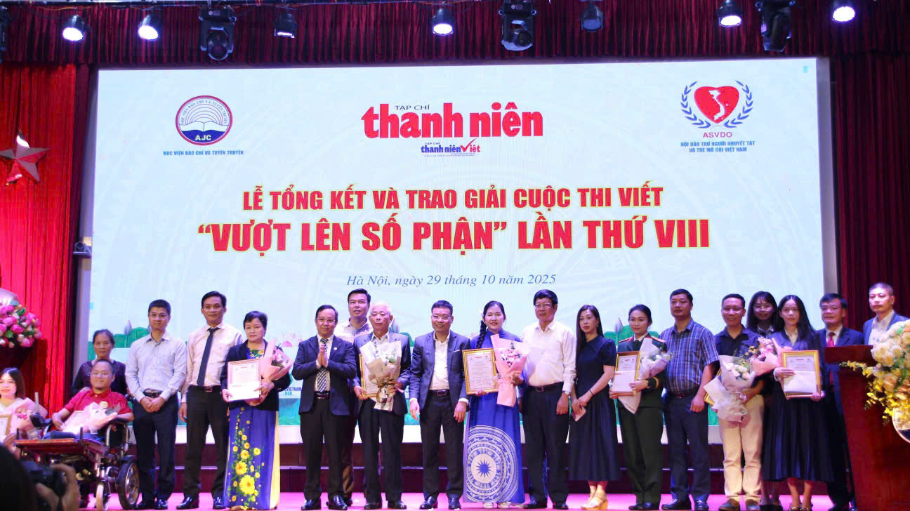 Ch&agrave;o năm mới 2026: Tạp ch&iacute; Thanh ni&ecirc;n c&ugrave;ng tuổi trẻ Việt Nam tự h&agrave;o, vững tin theo Đảng - Ảnh 10.