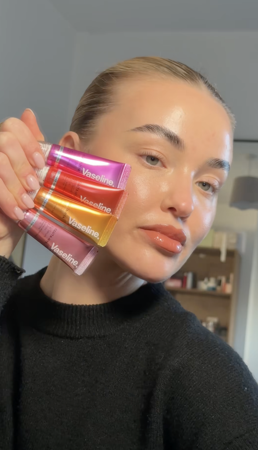 Brand 156 tuổi tr&igrave;nh l&agrave;ng son dưỡng m&agrave;u ki&ecirc;m serum: Th&agrave;nh phần tuyệt hảo, khiến m&ocirc;i bạn tươi như quả mọng - Ảnh 15.