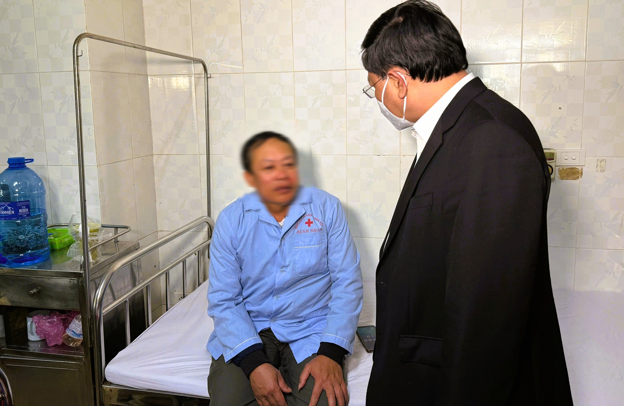 Vụ xe kh&aacute;ch gặn nạn 4 người chết, 5 người bị thương: 