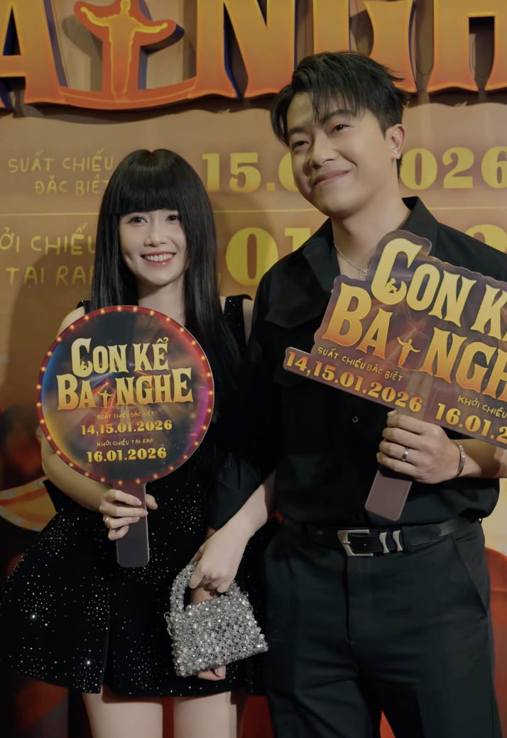 Mỹ nh&acirc;n 35 tuổi đốn tim người h&acirc;m mộ khi đứng cạnh chồng: V&ocirc; t&igrave;nh để lộ b&iacute; quyết trẻ l&acirc;u mọi phụ nữ đều xứng đ&aacute;ng sở hữu- Ảnh 1.