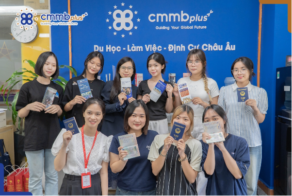 C&aacute;c chương tr&igrave;nh du học đại học, thạc sĩ, dịch vụ visa tại CMMB Plus - Ảnh 1.