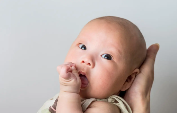 Trẻ sơ sinh vừa chào đời có 4 đặc điểm này, chứng tỏ trong bụng mẹ sống rất Trẻ sơ sinh vừa chào đời có 4 đặc điểm này, chứng tỏ trong bụng mẹ sống rất