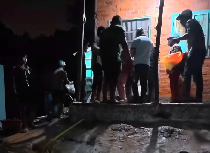 Người đ&agrave;n &ocirc;ng bị đ&acirc;m tử vong khi can ngăn ẩu đả ở Tiến Th&agrave;nh, L&acirc;m Đồng - Ảnh 1.