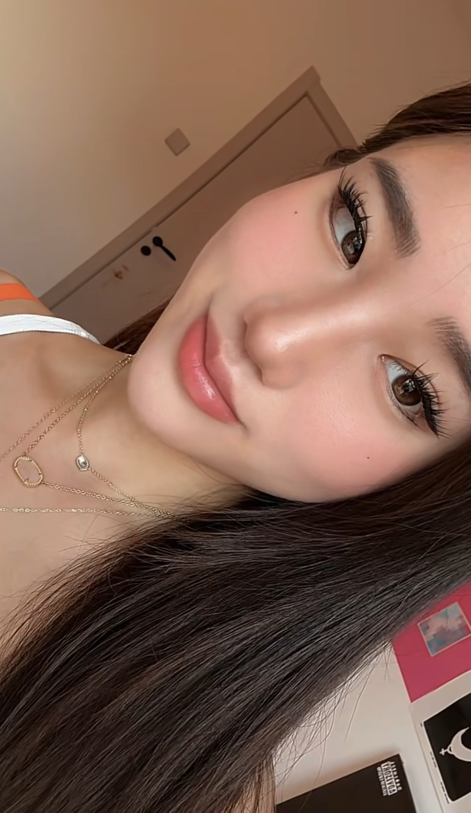 C&oacute; h&atilde;ng son cứ trời lạnh l&agrave; chiếm s&oacute;ng MXH: Qu&aacute; nhiều m&agrave;u hot trend, l&ecirc;n m&ocirc;i slay th&ocirc;i rồi! - Ảnh 18.