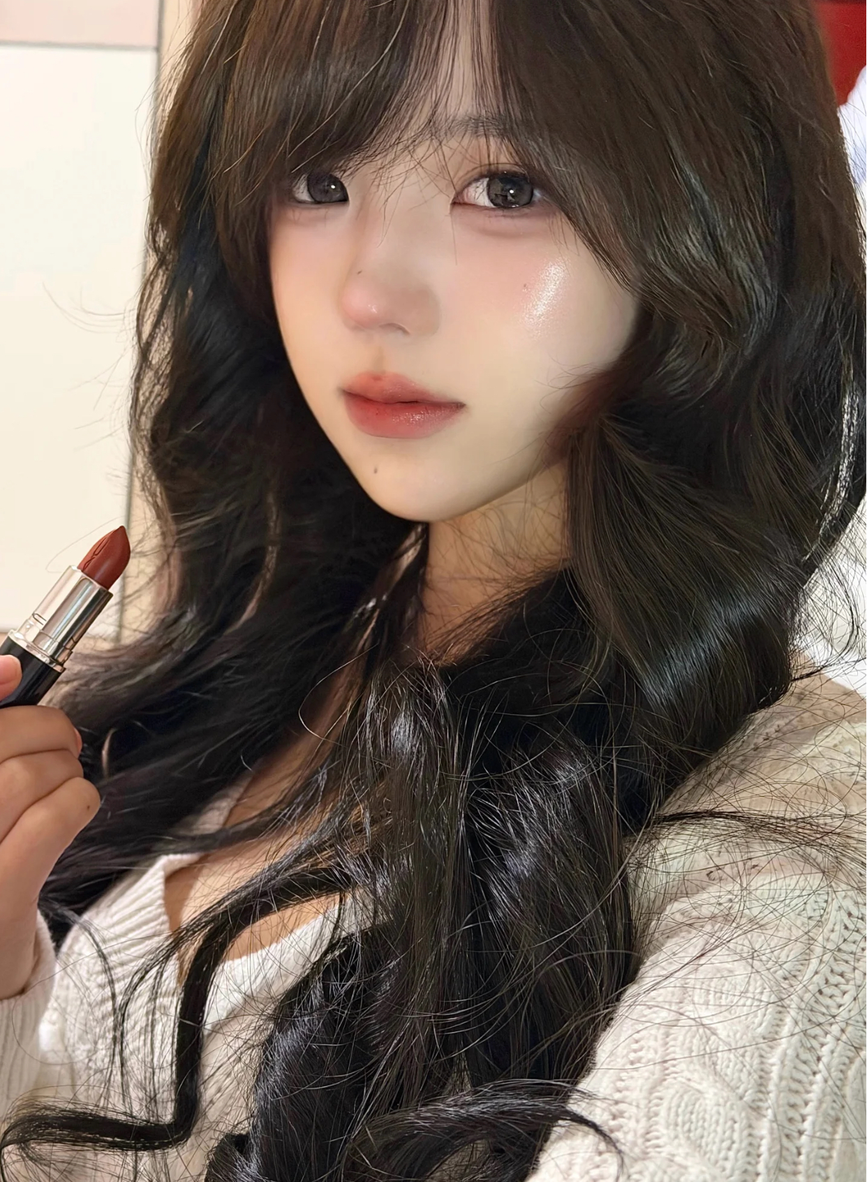 C&oacute; h&atilde;ng son cứ trời lạnh l&agrave; chiếm s&oacute;ng MXH: Qu&aacute; nhiều m&agrave;u hot trend, l&ecirc;n m&ocirc;i slay th&ocirc;i rồi! - Ảnh 3.