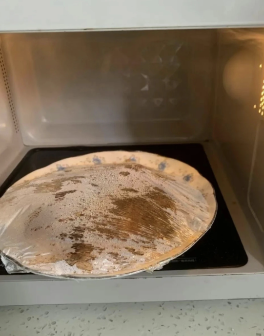 Tôi khuyên bạn: Nhiều tiền hay ít tiền cũng ĐỪNG MUA 4 món đồ bếp độc hại này- Ảnh 5. Tôi khuyên bạn: Nhiều tiền hay ít tiền cũng ĐỪNG MUA 4 món đồ bếp độc hại này- Ảnh 5.