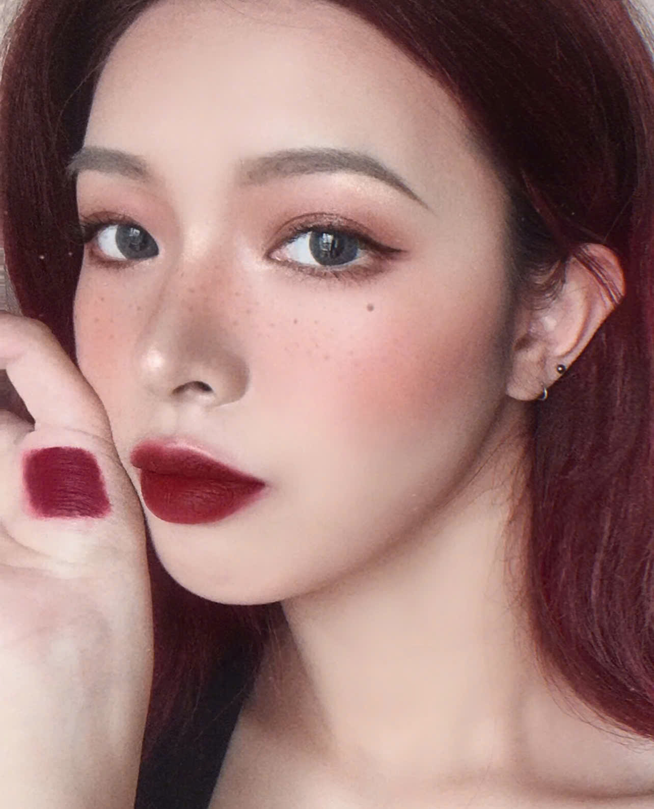 C&oacute; h&atilde;ng son cứ trời lạnh l&agrave; chiếm s&oacute;ng MXH: Qu&aacute; nhiều m&agrave;u hot trend, l&ecirc;n m&ocirc;i slay th&ocirc;i rồi! - Ảnh 6.