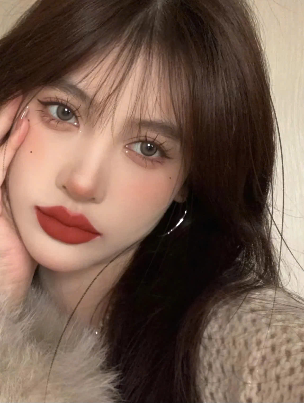 C&oacute; h&atilde;ng son cứ trời lạnh l&agrave; chiếm s&oacute;ng MXH: Qu&aacute; nhiều m&agrave;u hot trend, l&ecirc;n m&ocirc;i slay th&ocirc;i rồi! - Ảnh 9.