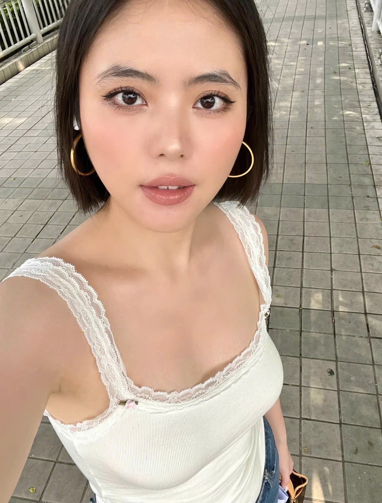 C&oacute; h&atilde;ng son cứ trời lạnh l&agrave; chiếm s&oacute;ng MXH: Qu&aacute; nhiều m&agrave;u hot trend, l&ecirc;n m&ocirc;i slay th&ocirc;i rồi! - Ảnh 14.