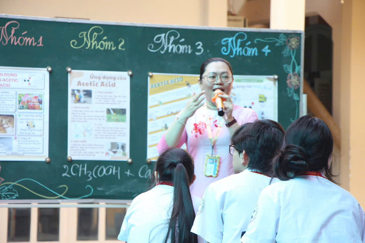 Lương gi&aacute;o vi&ecirc;n kh&ocirc;ng dễ 