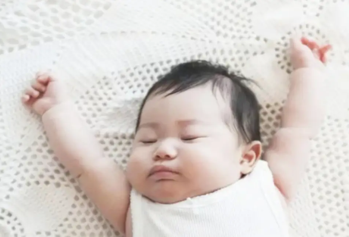 Kiệt sức với những đ&ecirc;m thức trắng, mẹ muốn b&eacute; ngủ trọn giấc suốt đ&ecirc;m, chỉ cần nắm vững v&agrave;i phương ph&aacute;p- Ảnh 6.