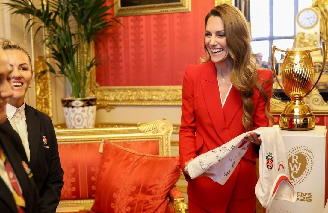 Vương phi Kate lại 