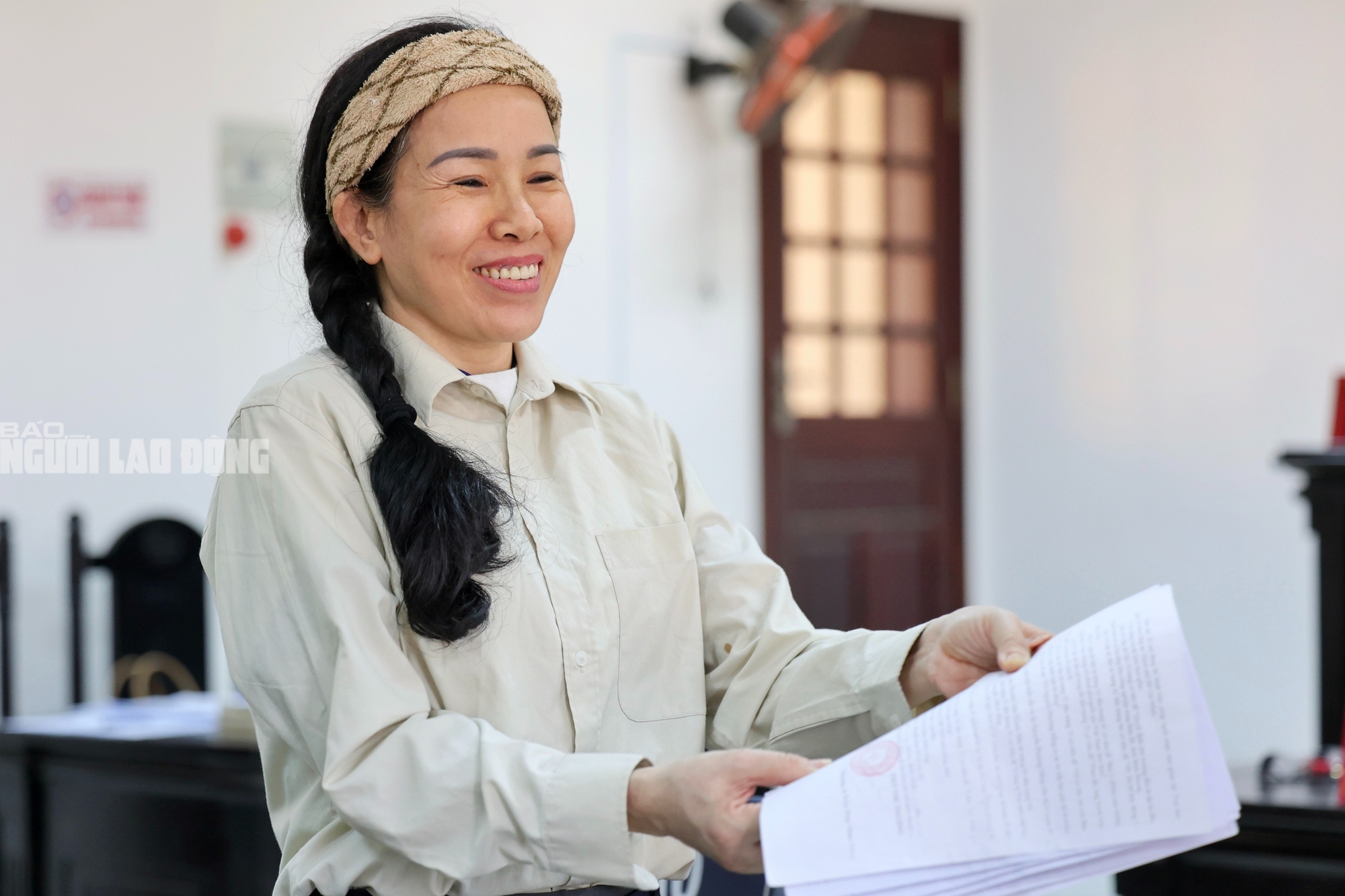 To&agrave; cảnh phi&ecirc;n x&eacute;t xử YouTuber Đinh Lan 