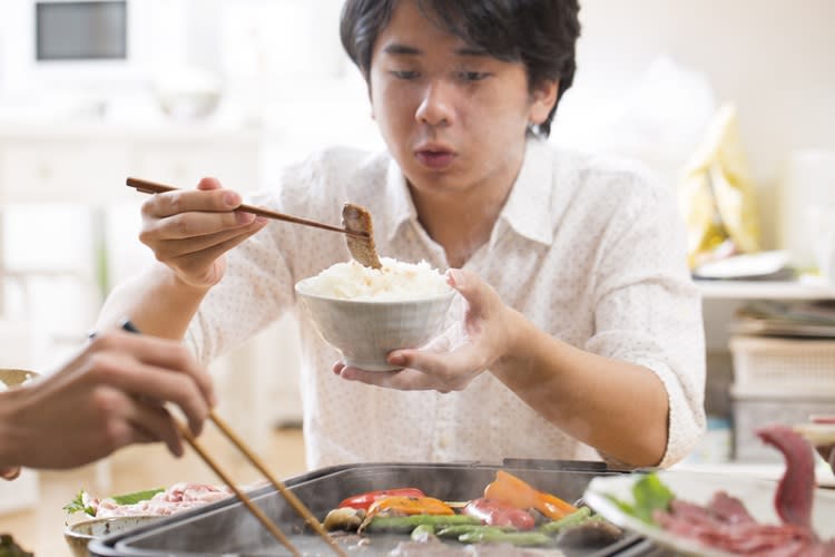 Cả gia đ&igrave;nh 3 thế hệ đều mắc ung thư thực quản! B&aacute;c sĩ cảnh b&aacute;o: Ch&iacute;nh th&oacute;i quen ăn uống n&agrave;y l&agrave; thủ phạm- Ảnh 4.