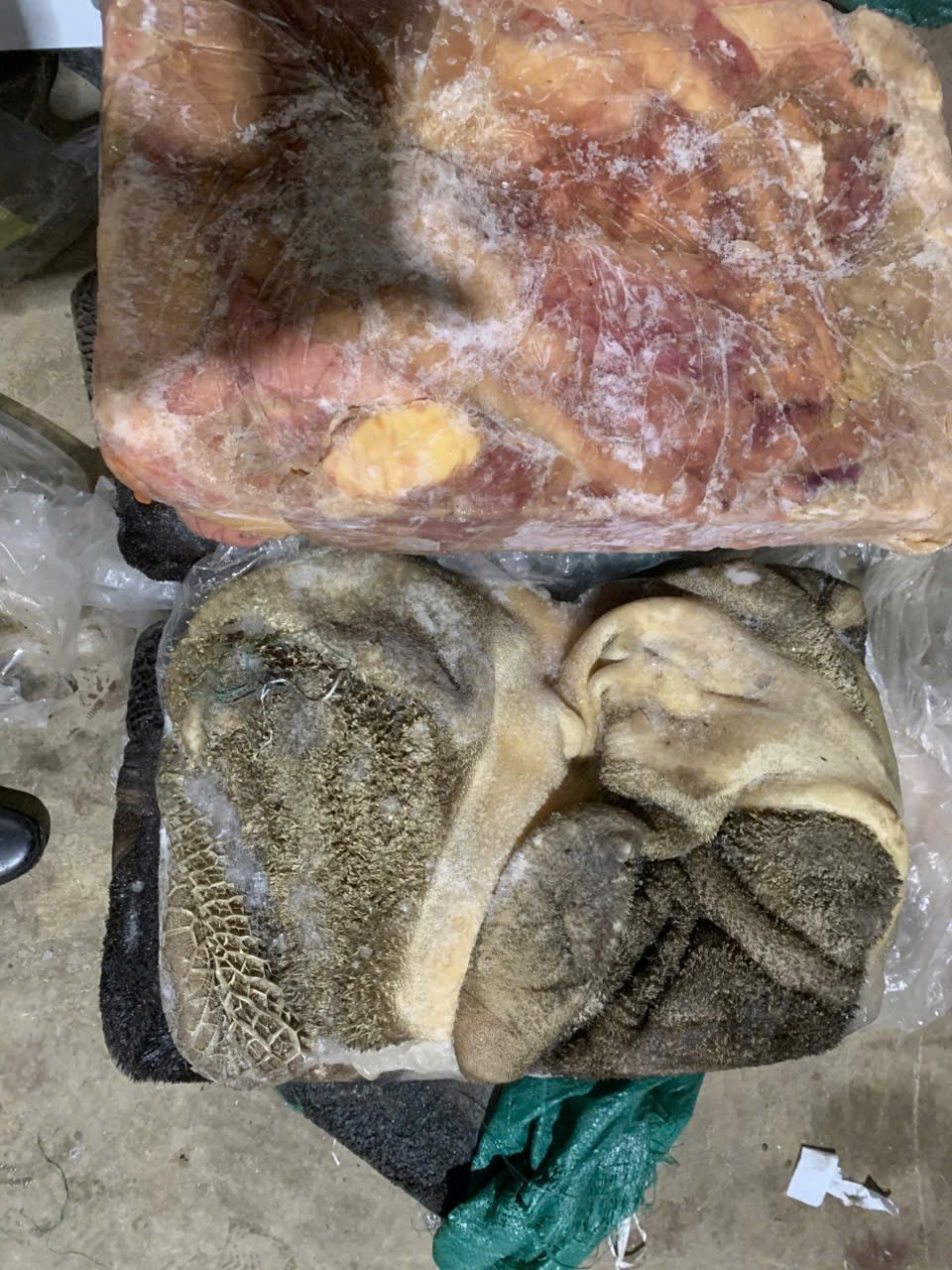 R&uacute;ng động thị trường thực phẩm cận Tết khi hơn 18 tấn thịt b&ograve; bị thu giữ - Ảnh 3.