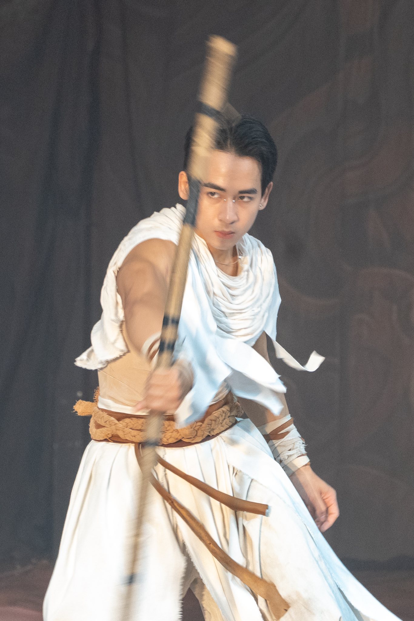 Xin chụp h&igrave;nh với &ldquo;Hỏa Vương đẹp trai nhất l&agrave;ng xiếc&rdquo;, 9 th&aacute;ng sau c&ocirc; g&aacute;i &ldquo;đổi vai&rdquo; l&agrave;m vợ- Ảnh 8.