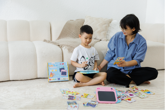 Lalala Baby: Đồng h&agrave;nh c&ugrave;ng cha mẹ Việt trong h&agrave;nh tr&igrave;nh gi&aacute;o dục sớm 0-6 tuổi - Ảnh 1.