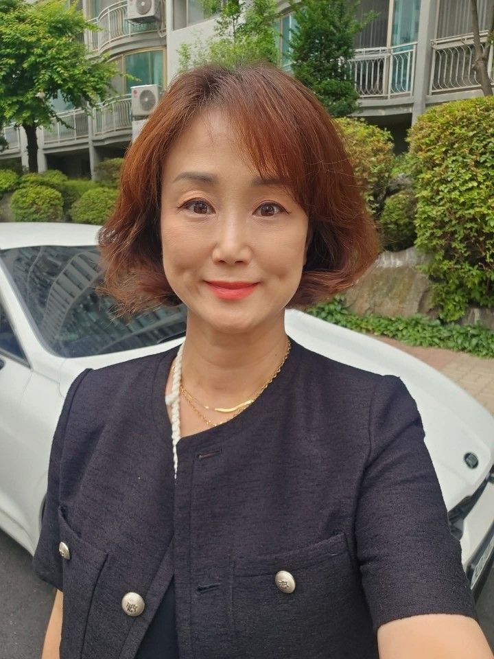 Phụ nữ U50 n&oacute;i thật: T&ocirc;i kh&ocirc;ng c&ograve;n mơ l&agrave;m gi&agrave;u nhanh, chỉ cần kh&ocirc;ng hoảng loạn v&igrave; tiền mỗi th&aacute;ng - Ảnh 2.