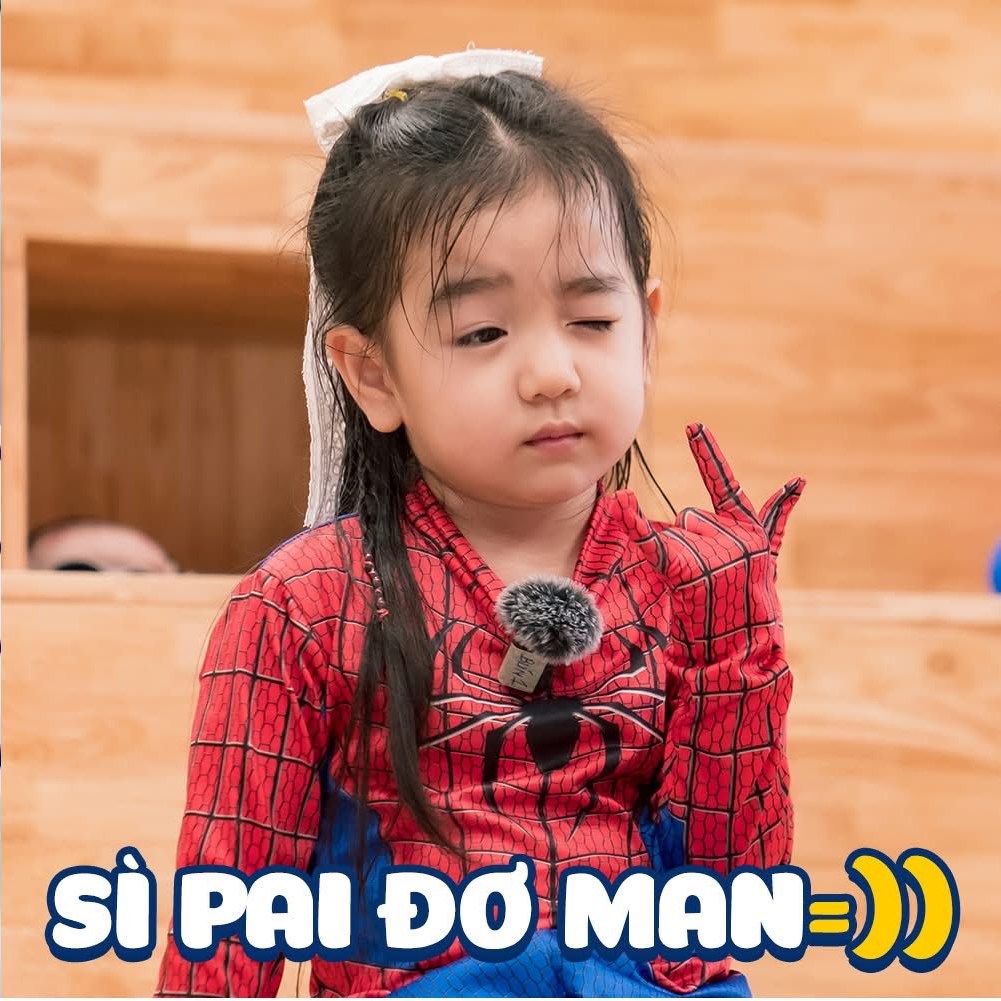 Chụp ảnh &aacute;o d&agrave;i Tết dịu d&agrave;ng l&agrave; thế, b&eacute; B&uacute;n - con g&aacute;i Nam Thương, vẫn lộ "bản chất&rdquo; tinh nghịch khiến d&acirc;n t&igrave;nh cười xỉu- Ảnh 11.