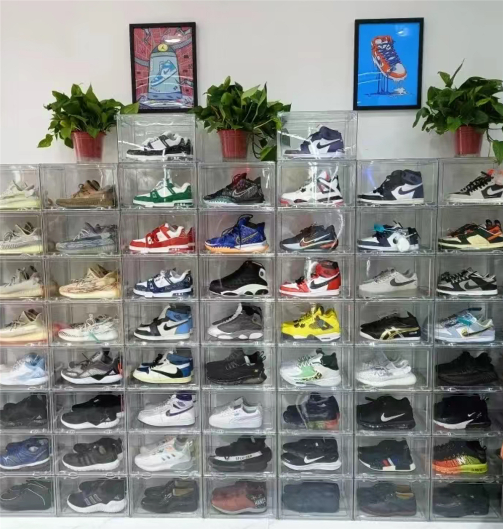 40 tuổi tôi nhận ra: 10 món đồ gia dụng từng “gây sốt” nhưng mua rồi mới thấy hối hận vì quá vô dụng - Ảnh 1.