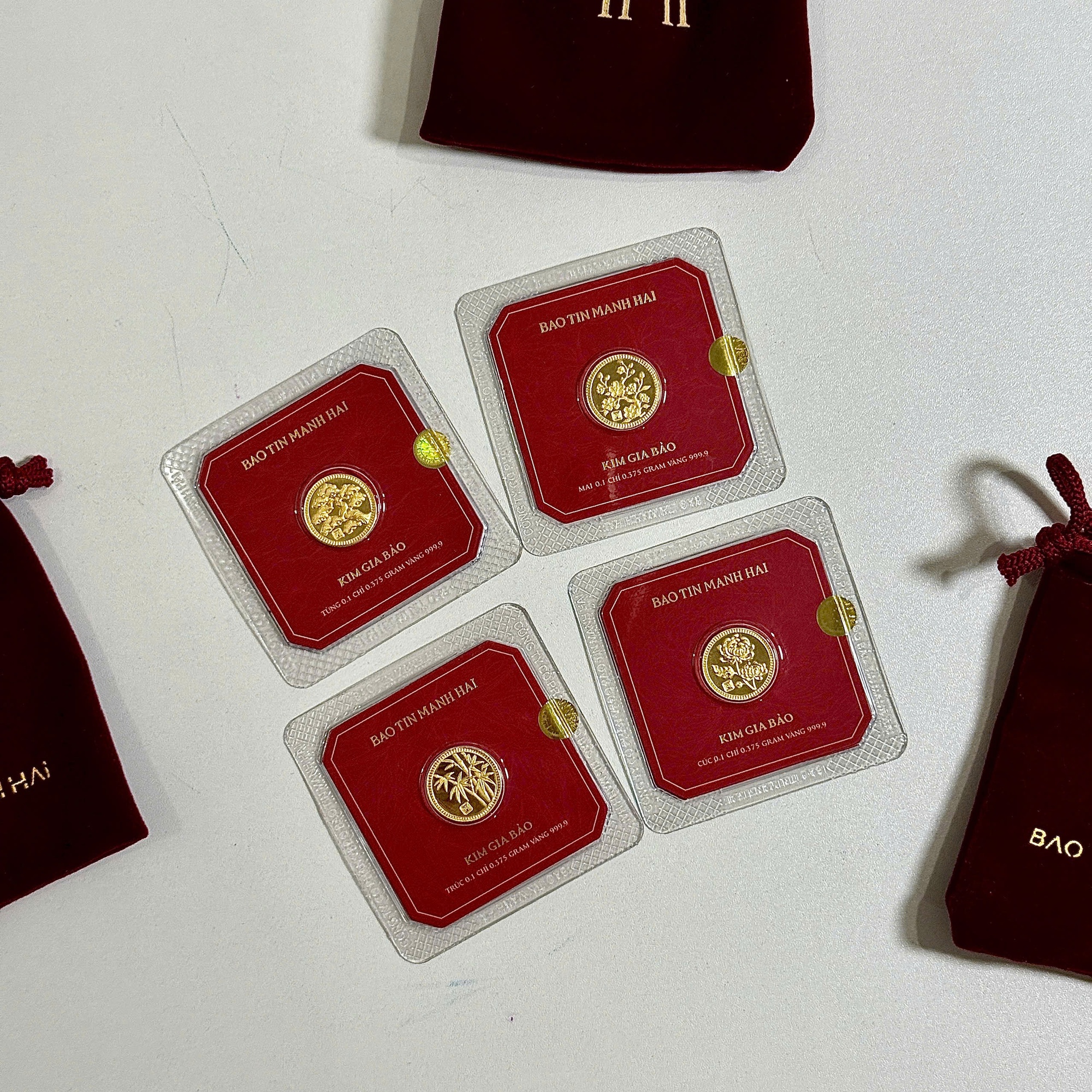 Mua vàng trên mọi “mặt trận”: Chốt 6 đơn vàng online, cô gái vẫn đi xếp hàng mua tiếp “cho có không khí”- Ảnh 5. Mua vàng trên mọi “mặt trận”: Chốt 6 đơn vàng online, cô gái vẫn đi xếp hàng mua tiếp “cho có không khí”- Ảnh 5.