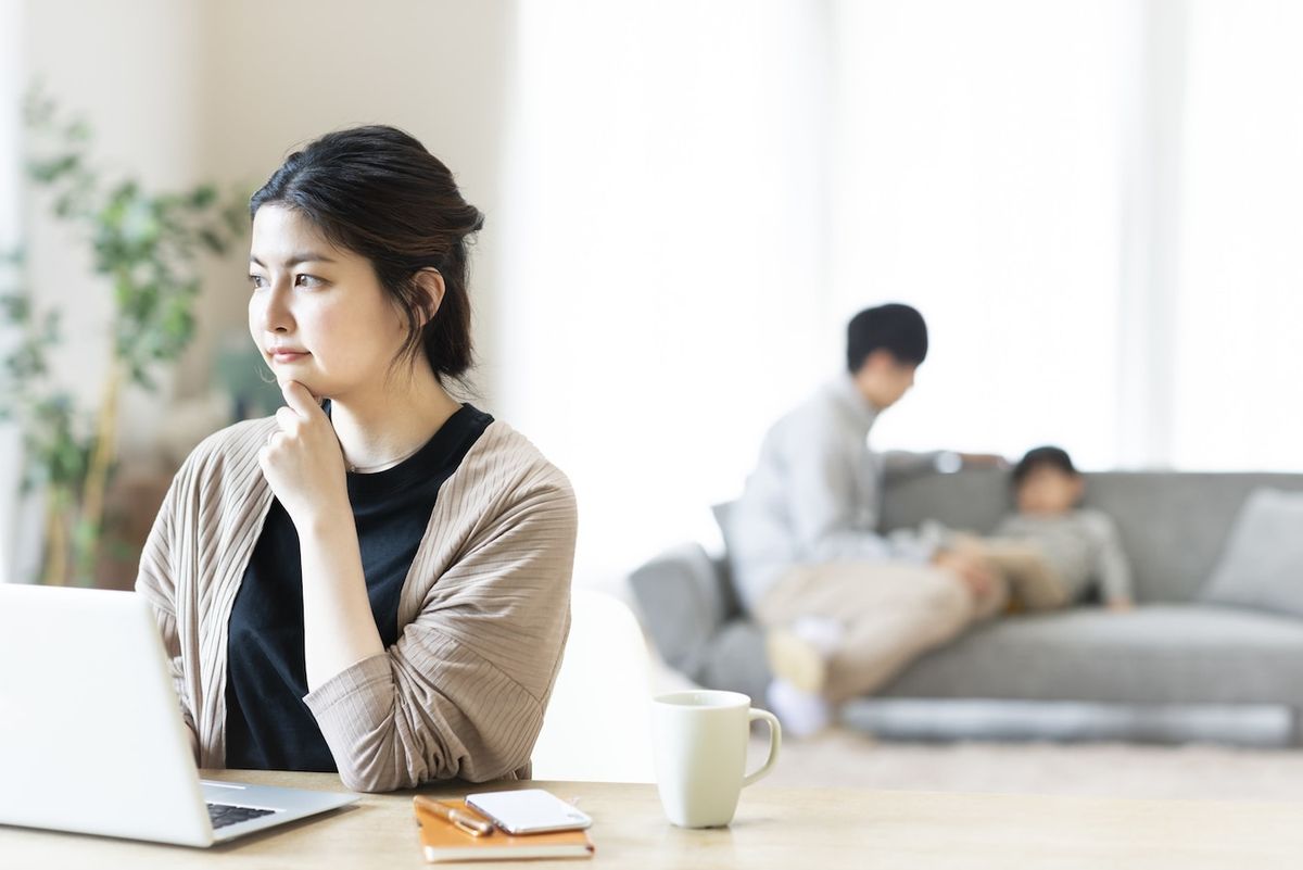 Mẹ H&agrave; Nội chia sẻ: Tết năm đầu l&agrave;m d&acirc;u, ai cũng n&oacute;i &ldquo;t&ugrave;y t&acirc;m&rdquo;, c&ograve;n t&ocirc;i th&igrave; mất ngủ v&igrave; tiền biếu - Ảnh 1.