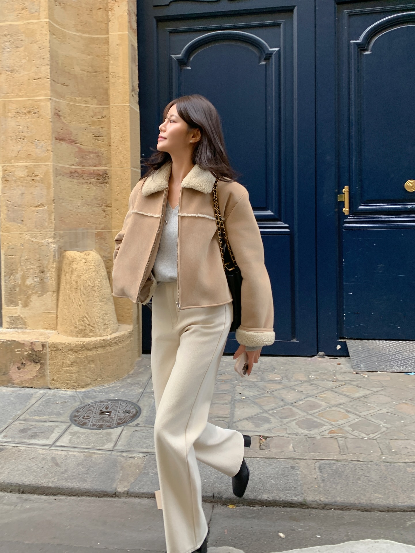 4 Kiểu quần dài đẹp không thể thiếu cho Tết , giúp bạn nổi bật và tự tin - Ảnh 7. 4 Kiểu quần dài đẹp không thể thiếu cho Tết , giúp bạn nổi bật và tự tin - Ảnh 7.