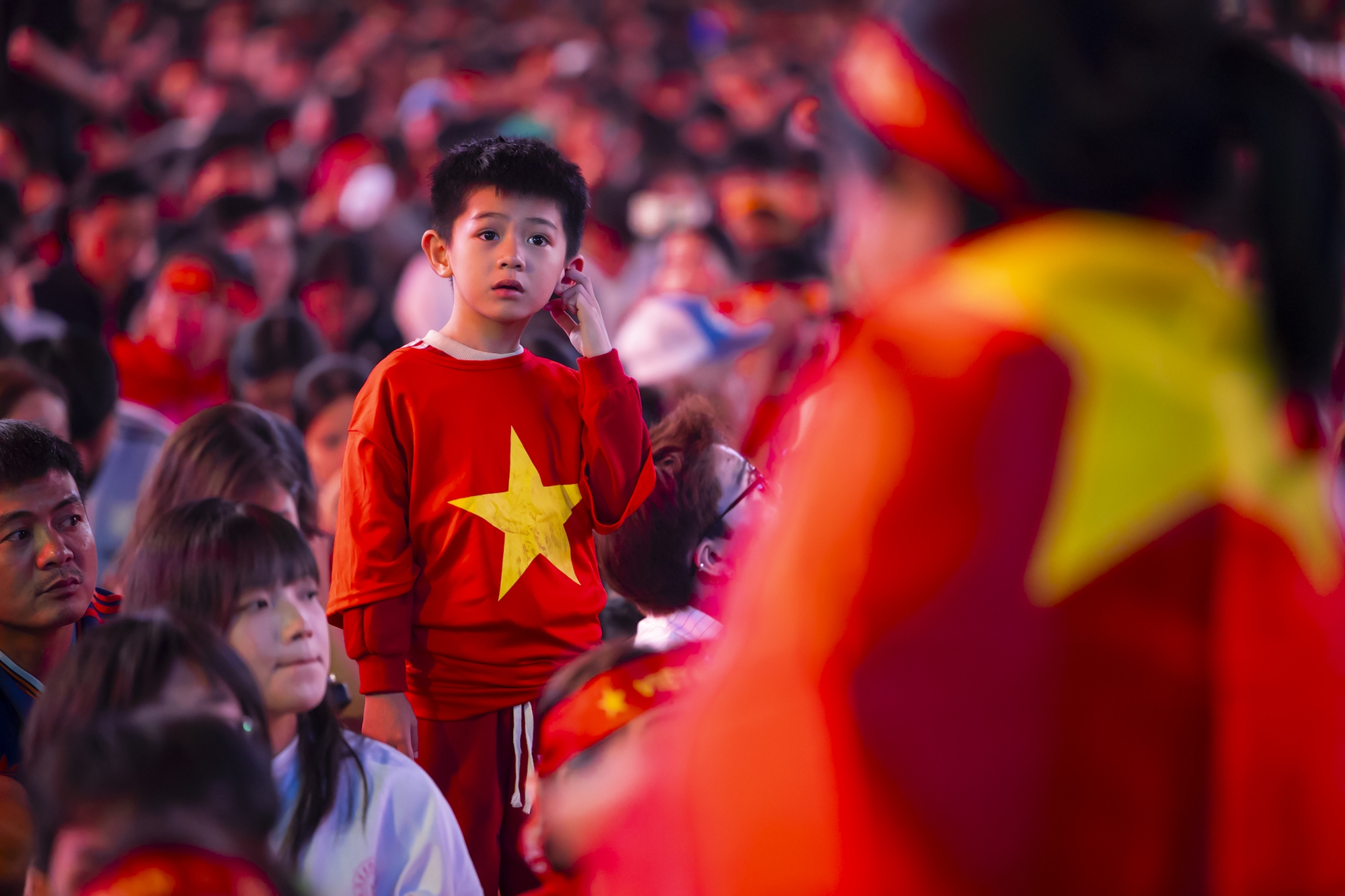 Nước mắt cổ động vi&ecirc;n khi U23 Việt Nam nhận thất bại cay đắng- Ảnh 64.