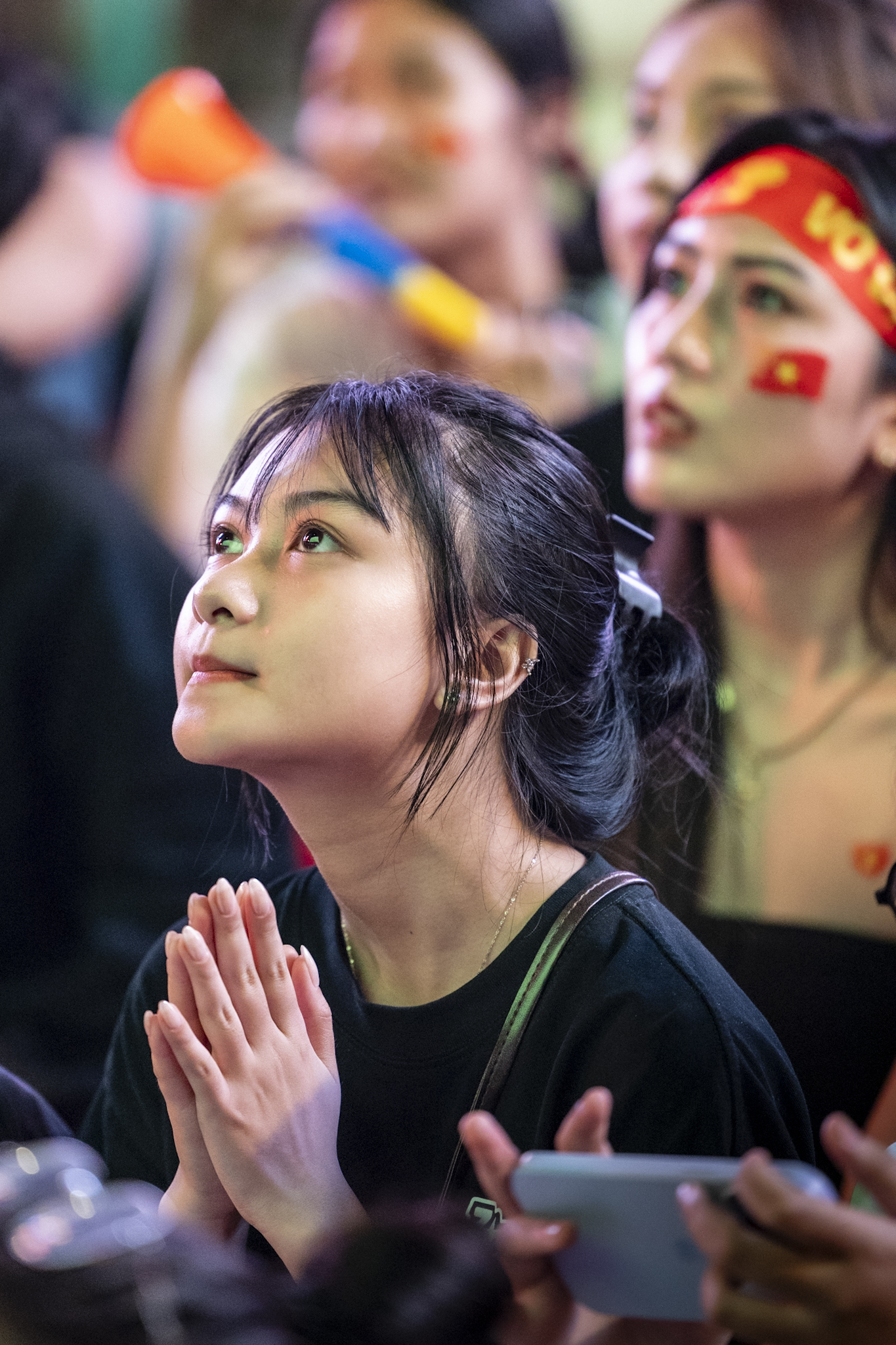 Nước mắt cổ động vi&ecirc;n khi U23 Việt Nam nhận thất bại cay đắng- Ảnh 27.