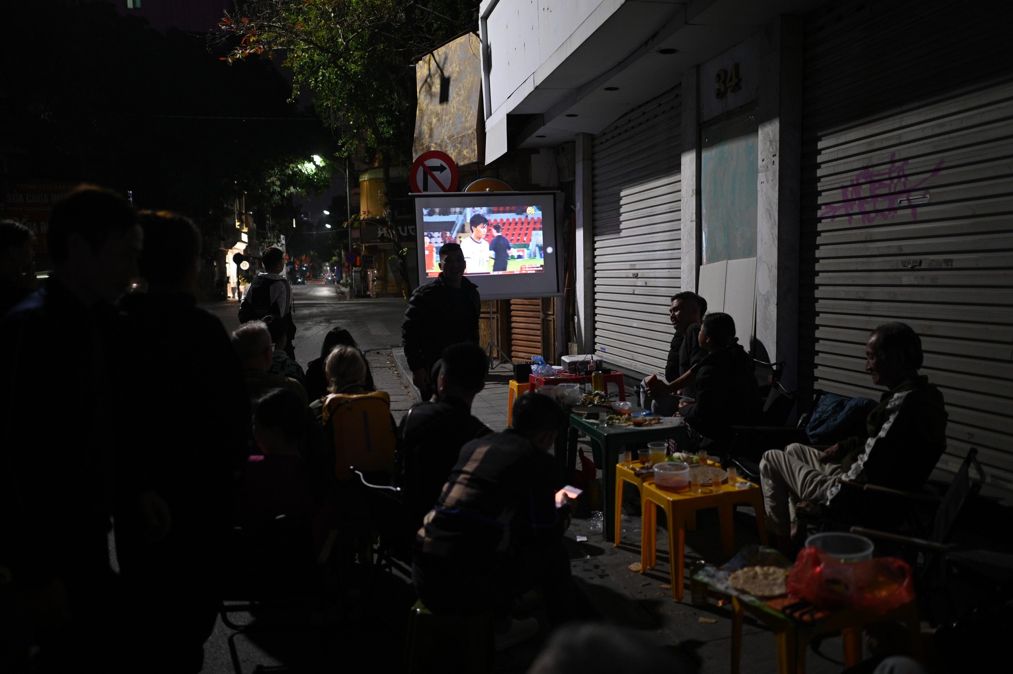 Nước mắt cổ động vi&ecirc;n khi U23 Việt Nam nhận thất bại cay đắng- Ảnh 47.