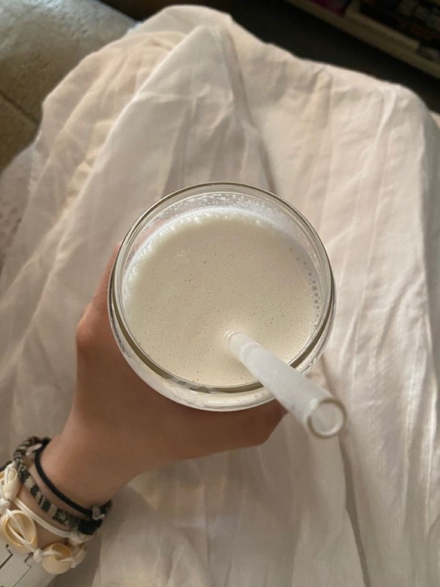 6 ly nước uống trước khi ngủ gi&uacute;p eo b&eacute; lại, kh&ocirc;ng cần ăn ki&ecirc;ng khổ sở- Ảnh 2.