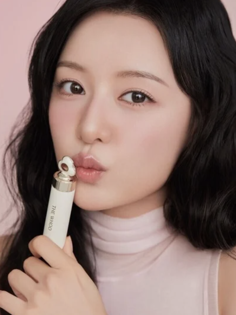 6 thỏi son dưỡng l&ecirc;n m&ocirc;i đẹp kinh khủng, xứng đ&aacute;ng xuống tiền nhất đầu năm 2026 - Ảnh 15.