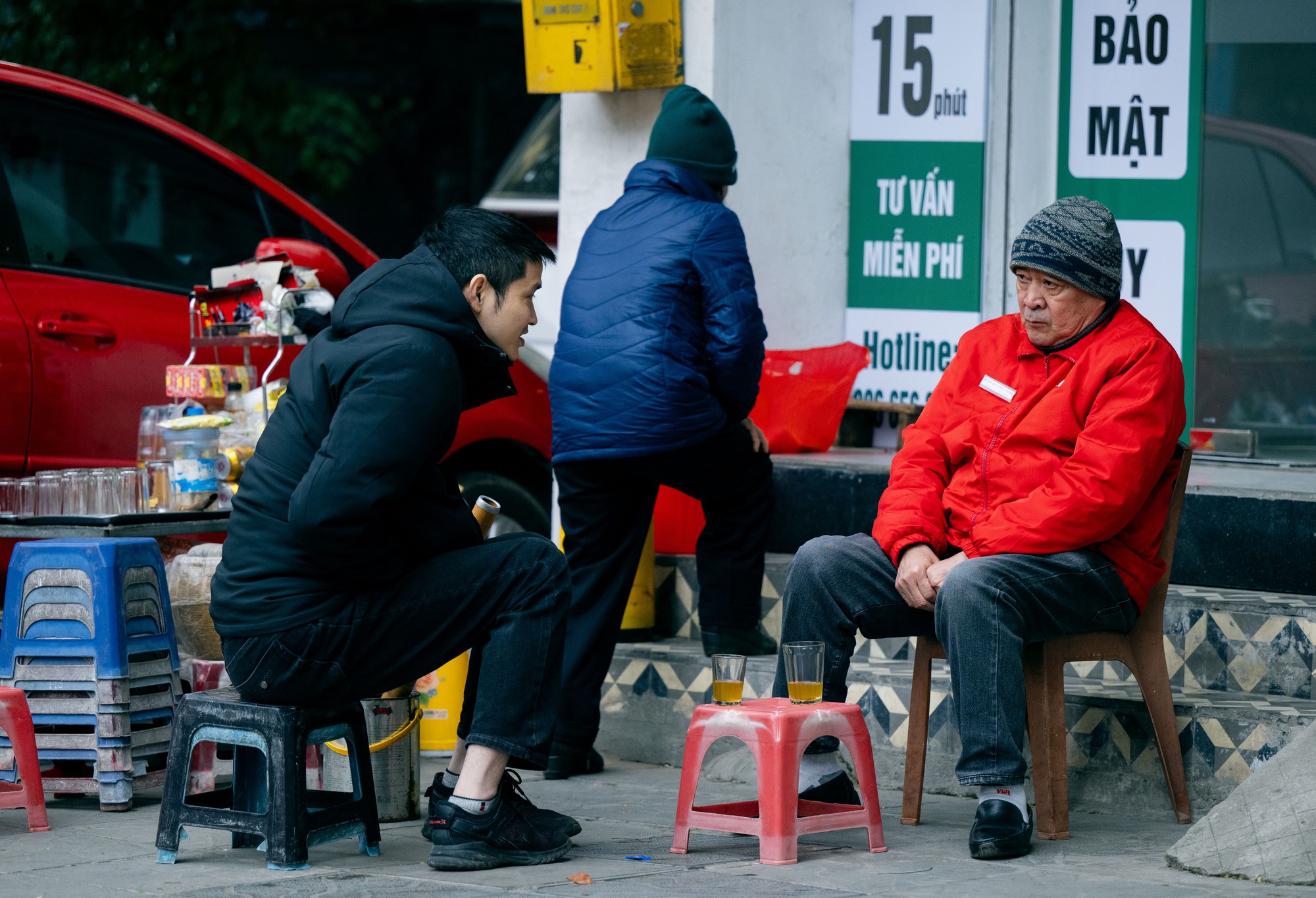 H&agrave; Nội trải qua đợt r&eacute;t đậm nhất m&ugrave;a Đ&ocirc;ng với Nhiệt độ xuống thấp - Ảnh 9.