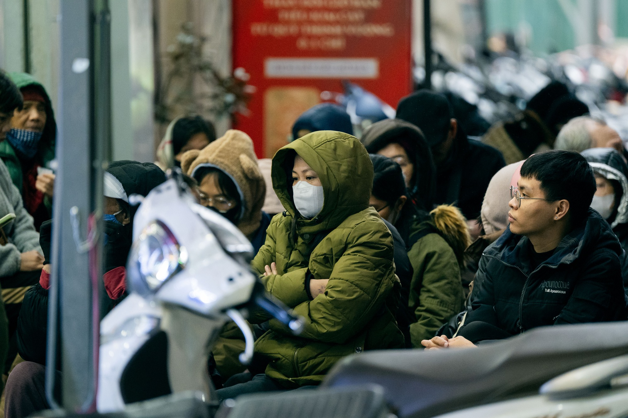 H&agrave; Nội trải qua đợt r&eacute;t đậm nhất m&ugrave;a Đ&ocirc;ng với Nhiệt độ xuống thấp - Ảnh 19.