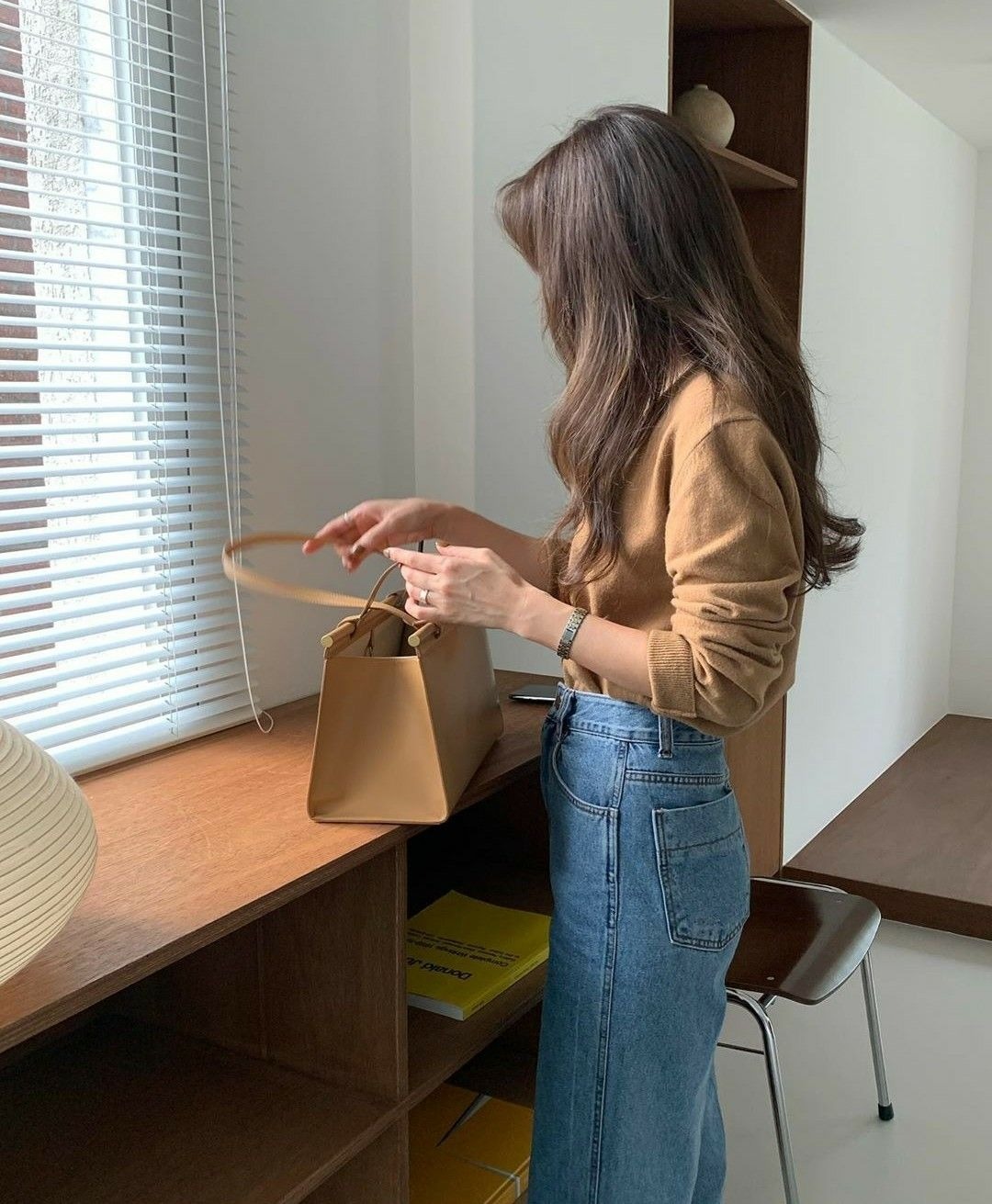 Kiểu chi ti&ecirc;u ngớ ngẩn của giới trẻ- Ảnh 2.