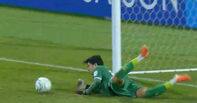 Visual s&aacute;ng bừng của Cao Văn B&igrave;nh: Thủ m&ocirc;n ho&aacute; 