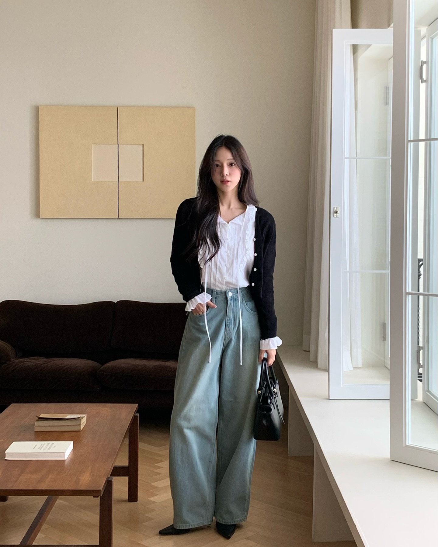 Xu hướng giày công sở 2026: 4 Kiểu giày không thể thiếu cho nàng công sở - Ảnh 5. Xu hướng giày công sở 2026: 4 Kiểu giày không thể thiếu cho nàng công sở - Ảnh 5.