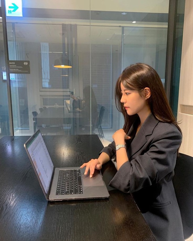 C&agrave;ng cuối năm c&agrave;ng ngh&egrave;o- Ảnh 2.