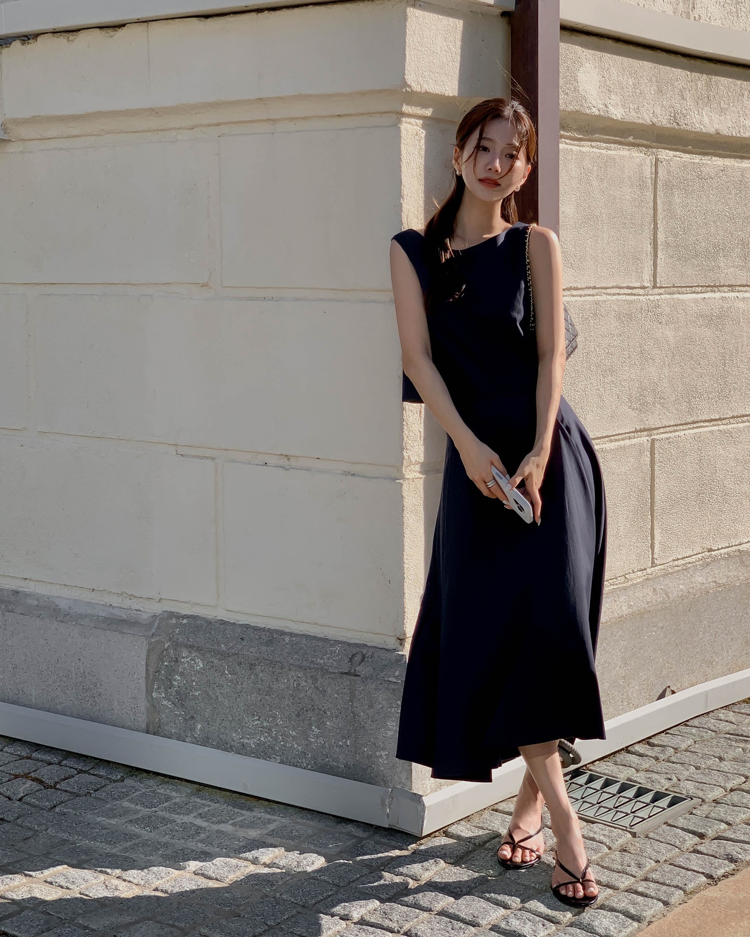 Xu hướng giày công sở 2026: 4 Kiểu giày không thể thiếu cho nàng công sở - Ảnh 9. Xu hướng giày công sở 2026: 4 Kiểu giày không thể thiếu cho nàng công sở - Ảnh 9.