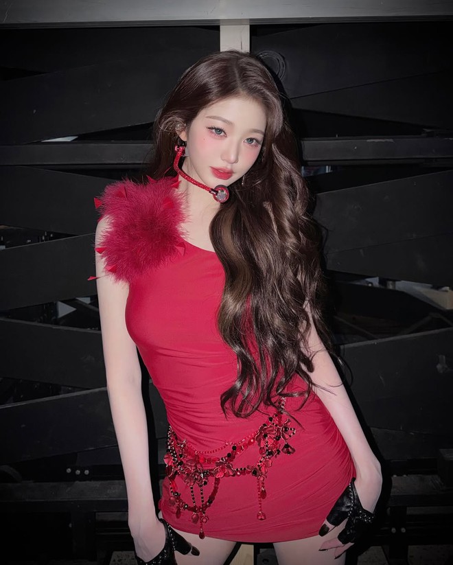 Đôi môi bất thường của Jang Wonyoung - Ảnh 1. Đôi môi bất thường của Jang Wonyoung - Ảnh 1.