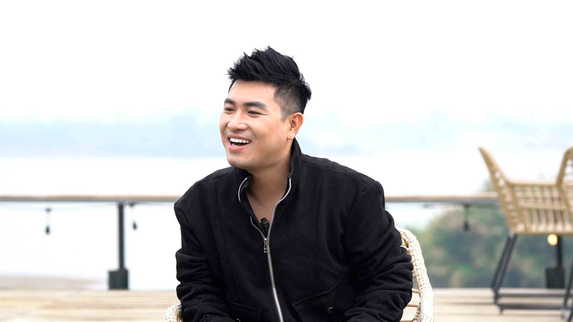 Nam rapper b&agrave;y tỏ quan điểm chiều con g&aacute;i v&igrave; 