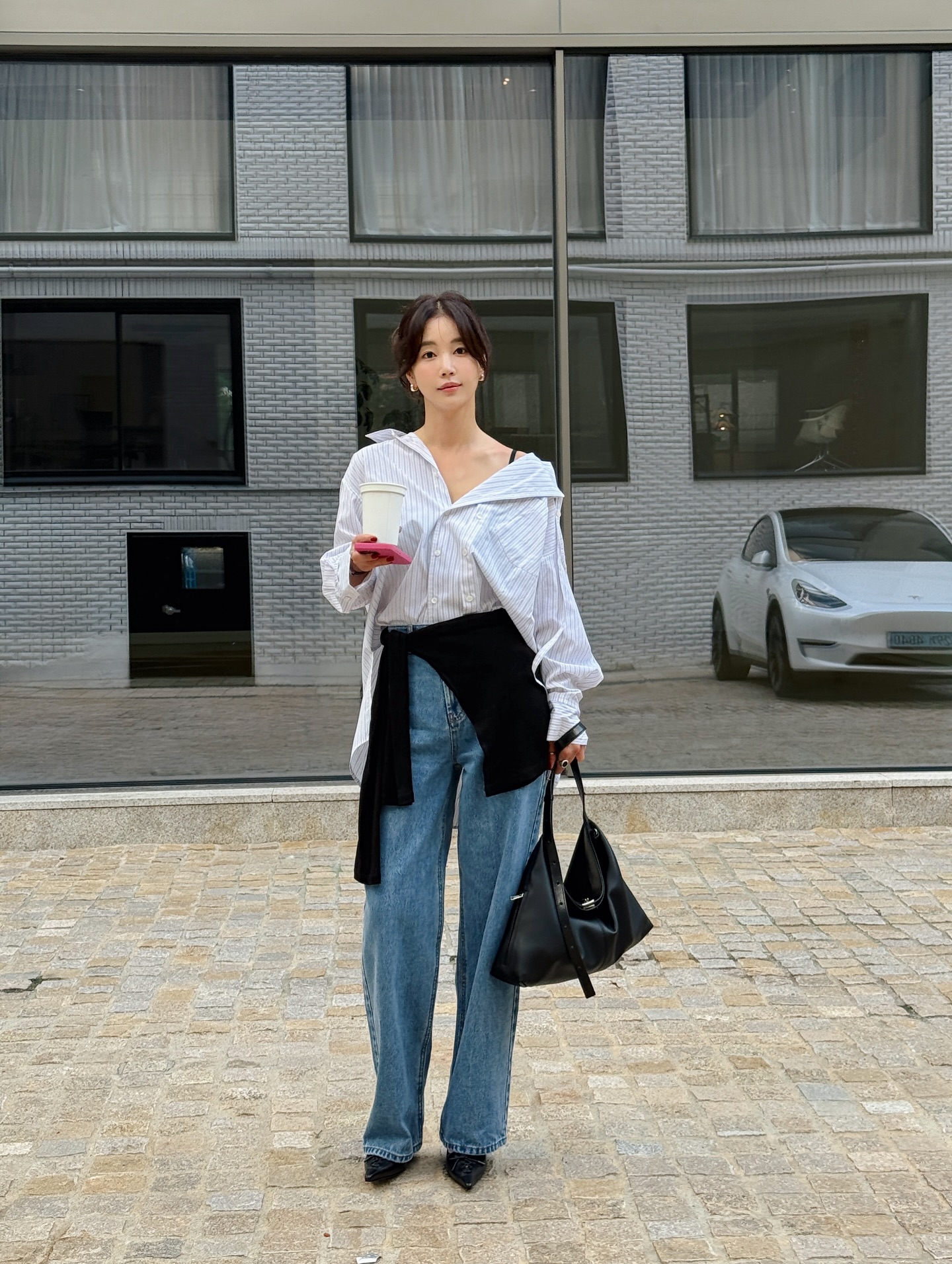 4 Mẫu áo dài tay cho phụ nữ ngòai 40 giúp trẻ ra 5 tuổi - Ảnh 8. 4 Mẫu áo dài tay cho phụ nữ ngòai 40 giúp trẻ ra 5 tuổi - Ảnh 8.