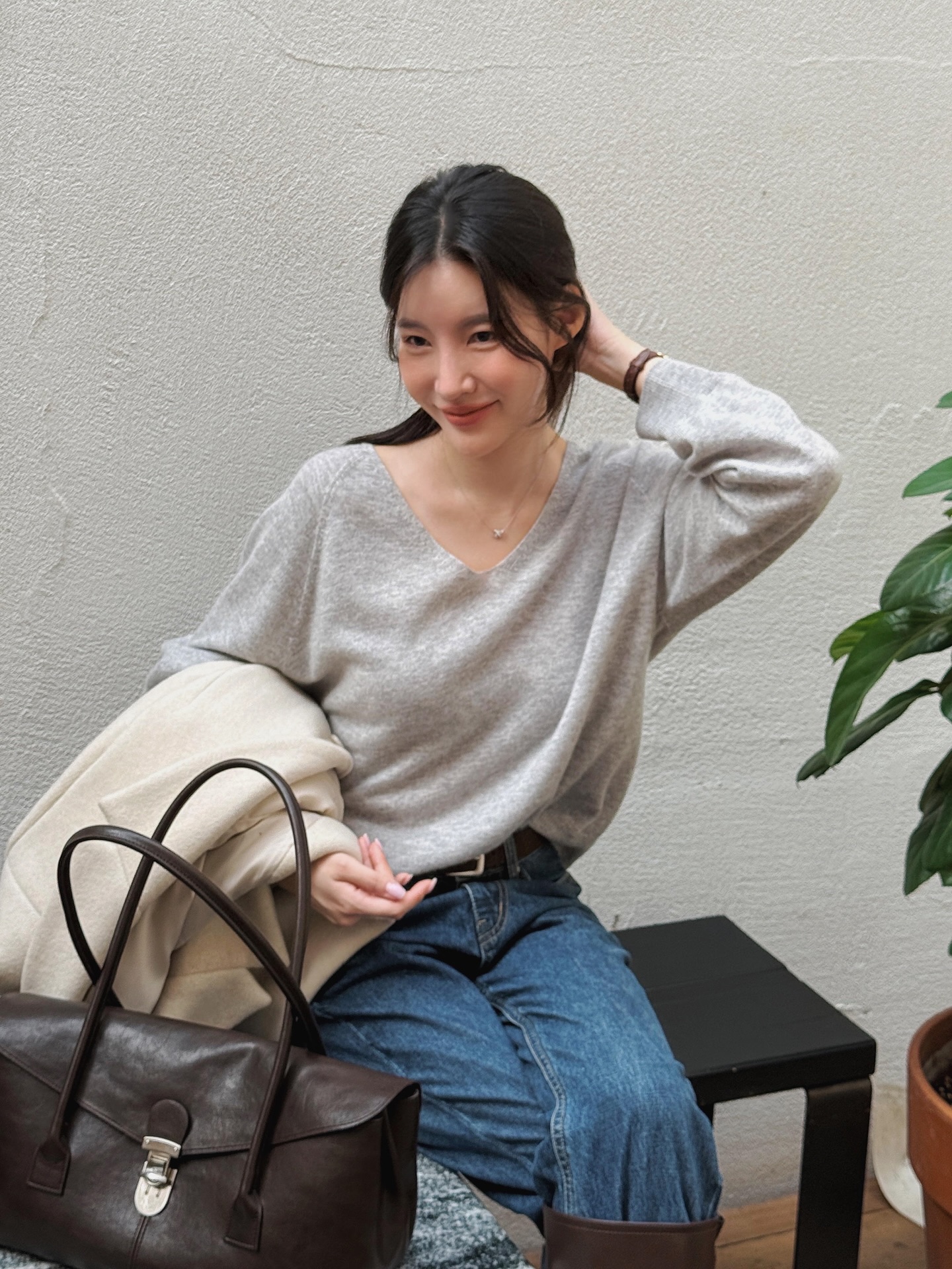 4 Mẫu áo dài tay cho phụ nữ ngòai 40 giúp trẻ ra 5 tuổi - Ảnh 4. 4 Mẫu áo dài tay cho phụ nữ ngòai 40 giúp trẻ ra 5 tuổi - Ảnh 4.