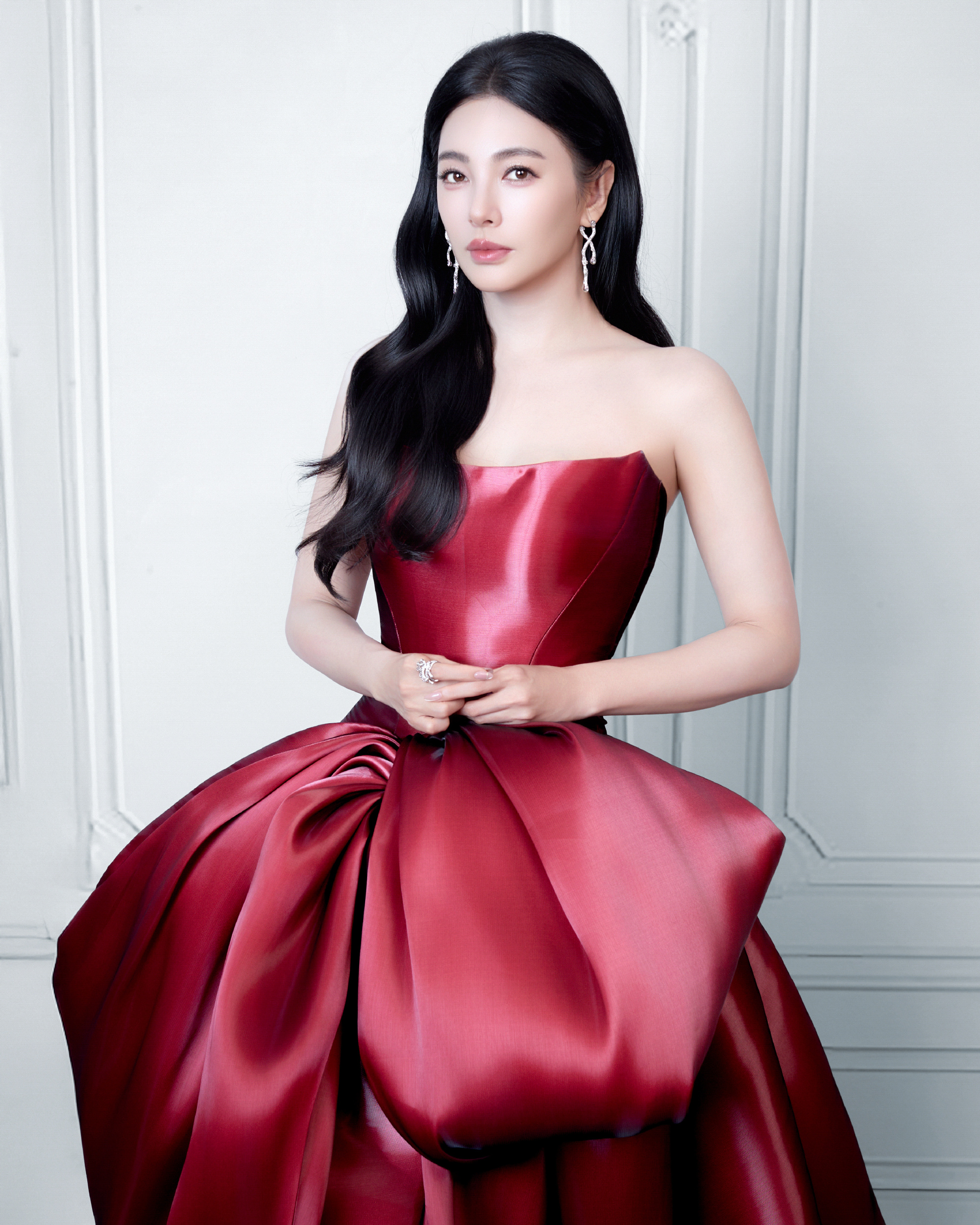 Đ&agrave;i truyền h&igrave;nh quốc gia cắt s&oacute;ng Trương Vũ Kỳ v&igrave; nhiều tai tiếng đời tư - Ảnh 1.