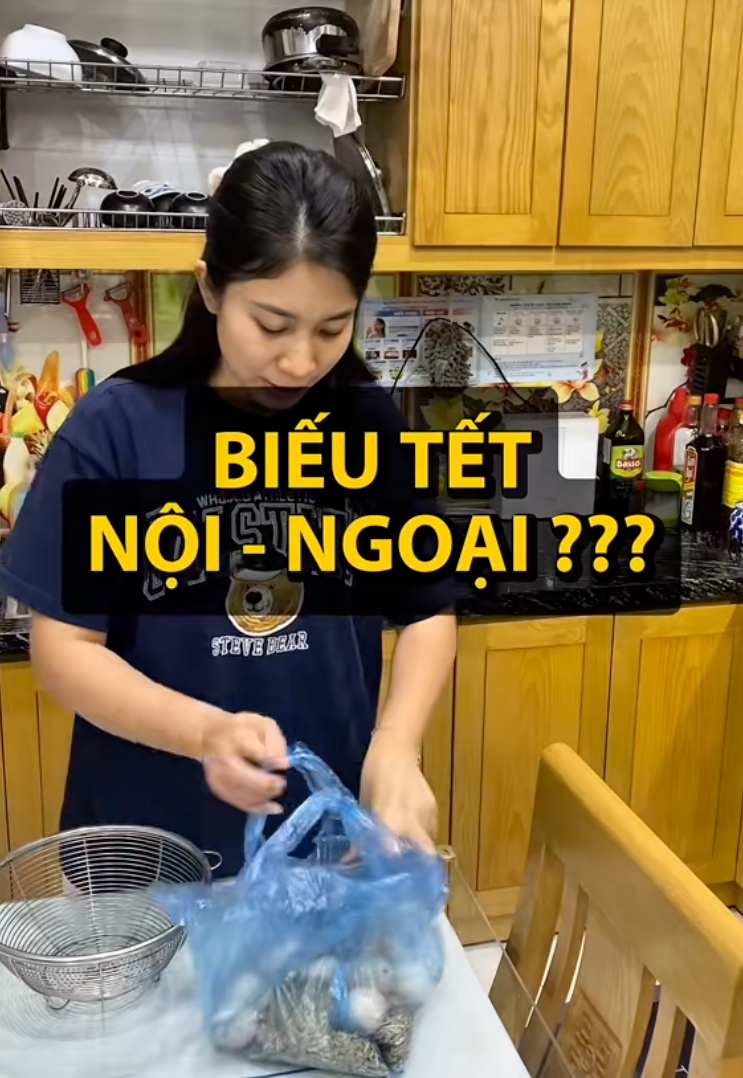 Làm dâu 5 năm, vợ Hà Nội biếu Tết nội - ngoại 3 triệu: Hai nhà chưa nói gì, toàn người ngoài vào "phán"- Ảnh 1.