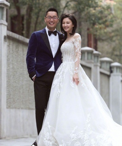 Đ&agrave;i truyền h&igrave;nh quốc gia cắt s&oacute;ng Trương Vũ Kỳ v&igrave; nhiều tai tiếng đời tư - Ảnh 5.